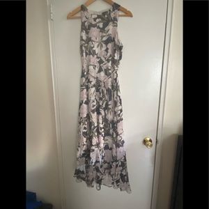 Maxi floral dress